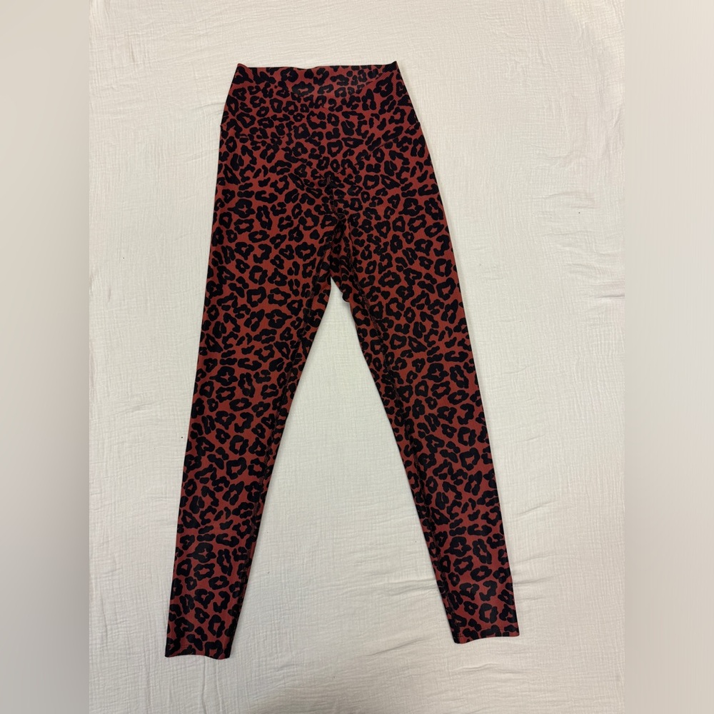 Beach Riot Crossover Leopard Leggings